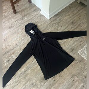 UNDER ARMOUR sweatshirt NEVER WORN